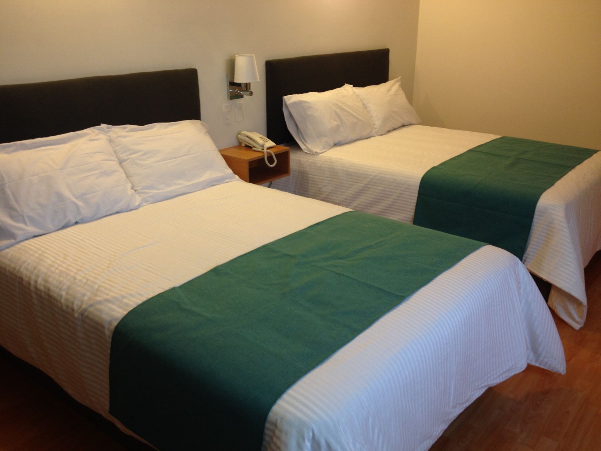 Hotel Dajana Boulevard Leon Luaran gambar